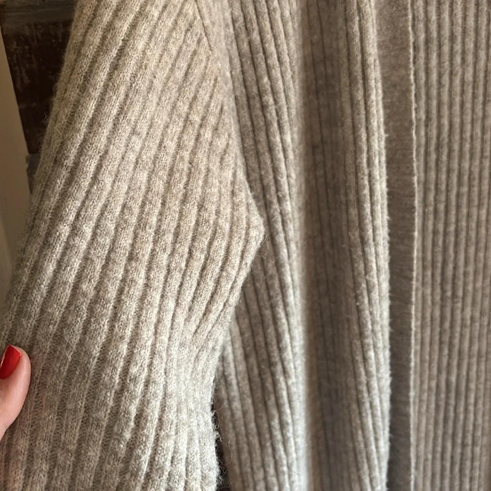 SOLD // Duster Cardigan - Picture 2 of 3